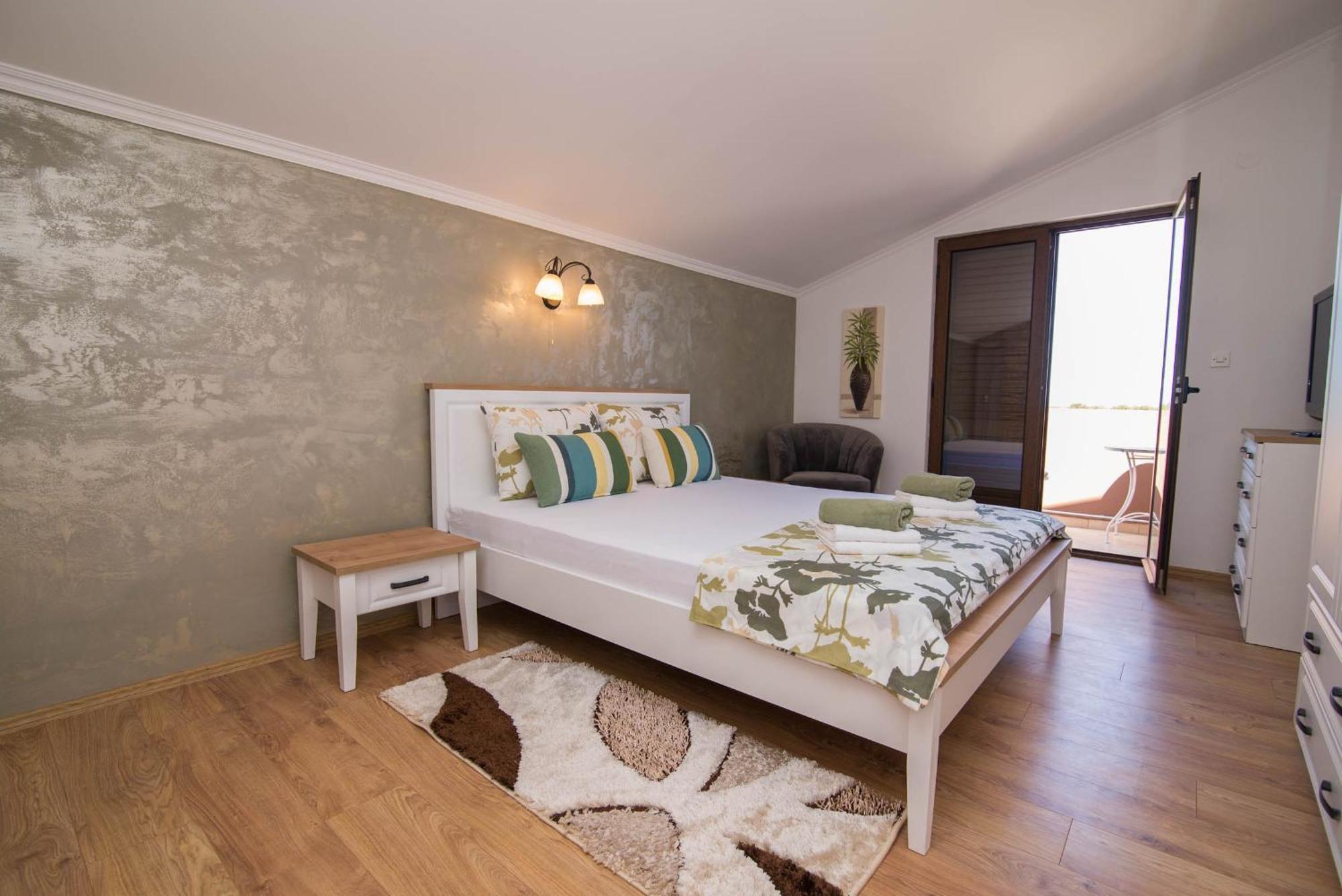 Nereo Apartment มาลีโลชินจ์ ภายนอก รูปภาพ