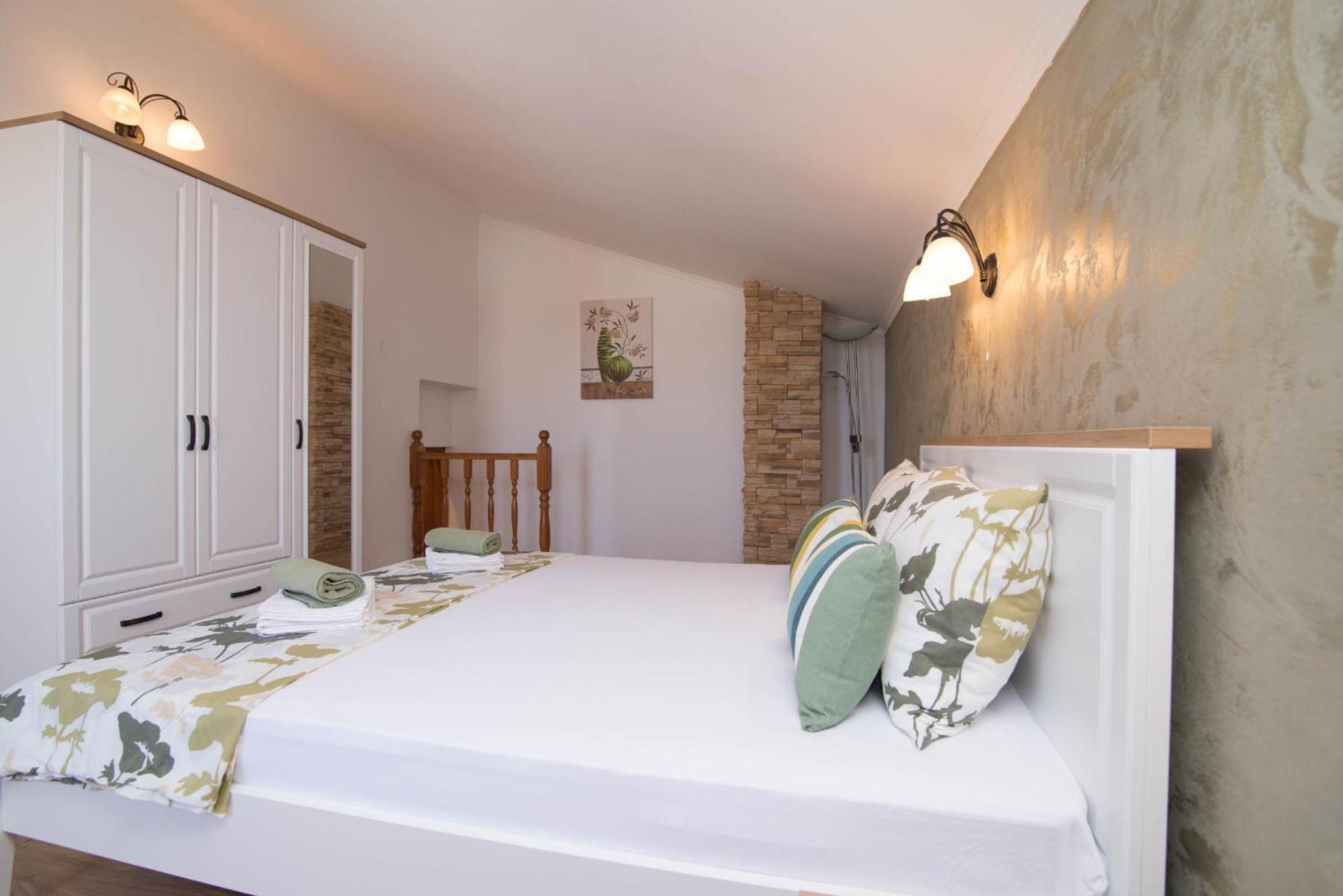 Nereo Apartment มาลีโลชินจ์ ภายนอก รูปภาพ